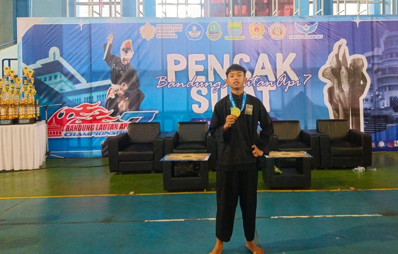 Rizki 'Pawang' Setiawan Berhasil 'Jinakkan' Lawan di Bandung Lautan Api Championship