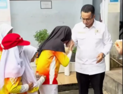 Penuh Kehangatan, Anggota DPR RI Rizal Bawazier Berbagi Keceriaan dengan Siswa SD di Pekalongan