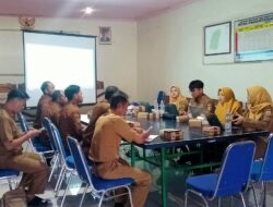 Pastikan Tata Kelola Transparan, Camat Pulosari Kawal Langsung AMJ Desa Nyalembeng