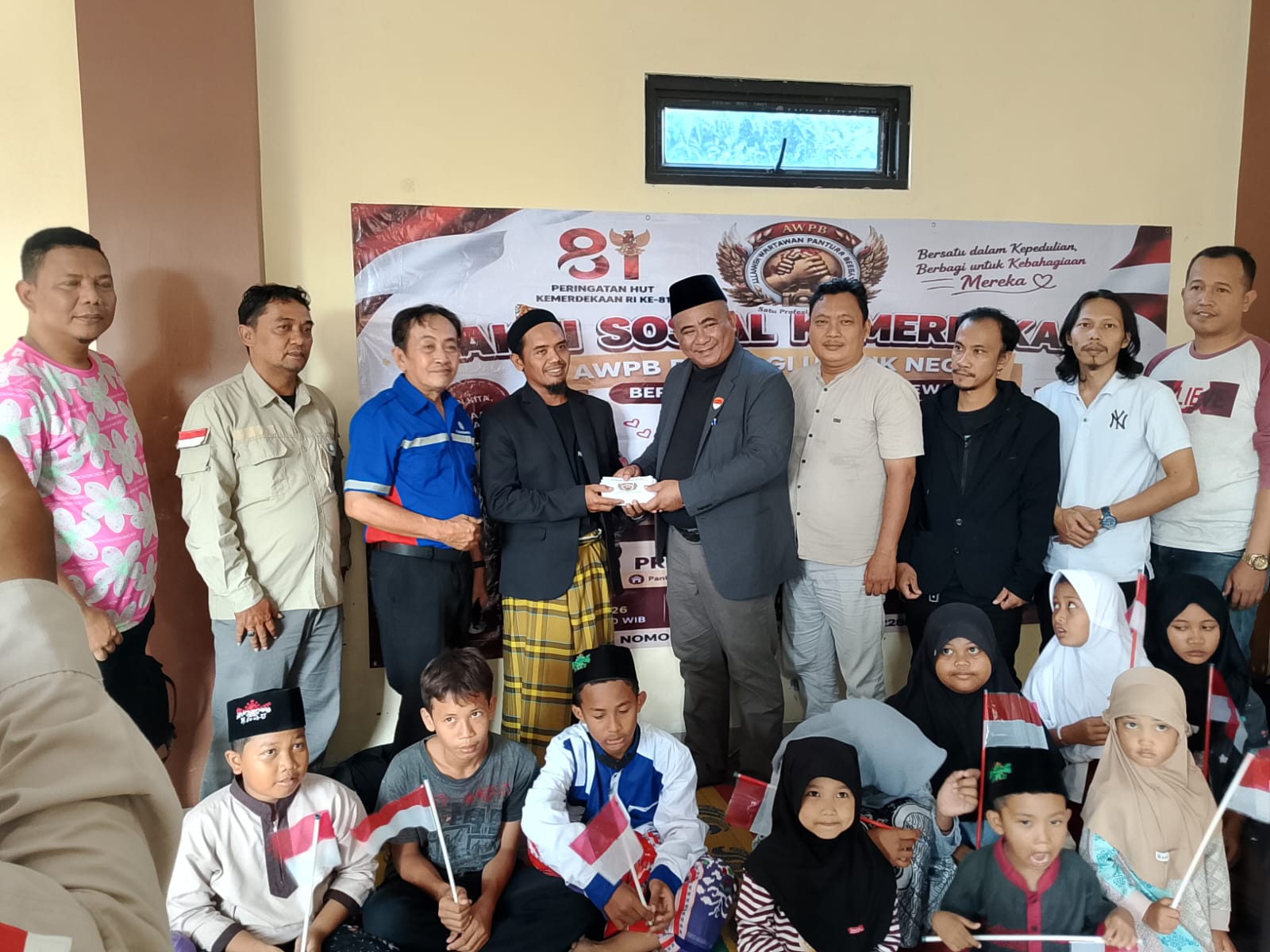Gandeng Berbagai Pihak, Aksi Berbagi AWPB di HUT RI ke-81 Berjalan Sukses dan Penuh Berkah