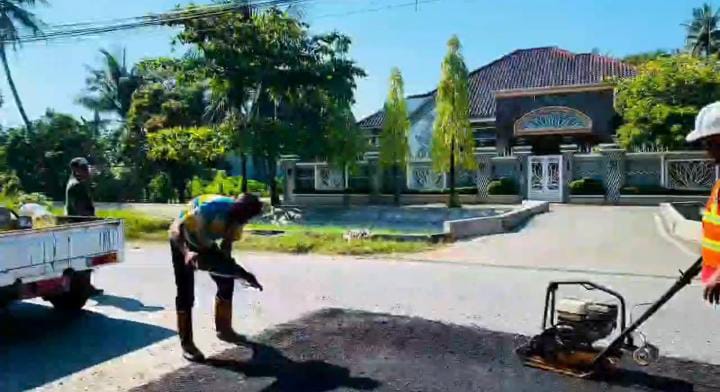 UPJI VIII DPUPR Pemalang Gencarkan Program Salob di Ruas Jalan Ambokulon - Blendung